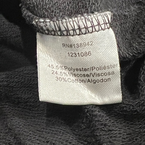 Black sweater with gold stars - Picture 6 of 6